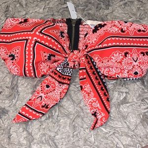 NWT adorable Studio 38 LA crop top